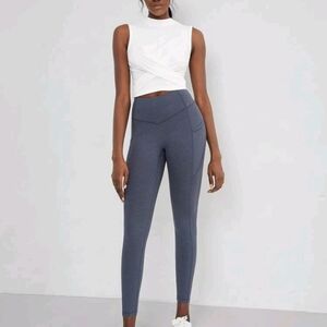 🔥Last One🔥 MOTF Crop Twist Top